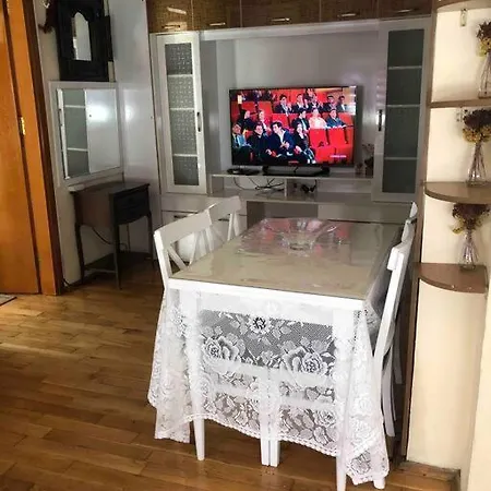 Apartamento Comfortable Apt. Very Good Location 2 Bedroom