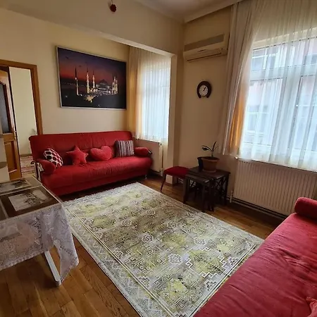 Apartament Comfortable Apt. Very Good Location 2 Bedroom Stambuł