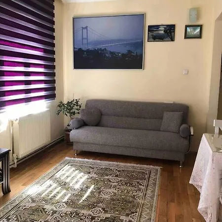 Comfortable Apt. Very Good Location 2 Bedroom Apartamento *