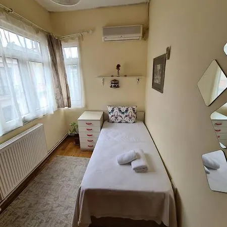 Apartamento Comfortable Apt. Very Good Location 2 Bedroom *