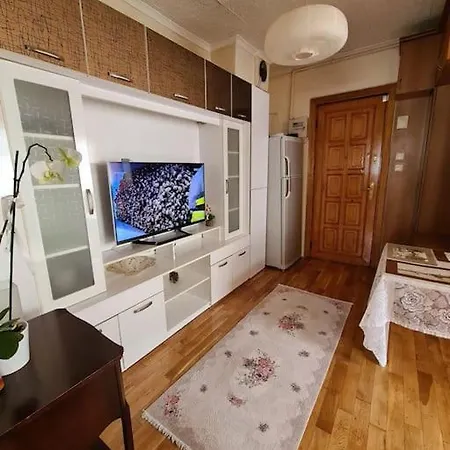 Apartamento Comfortable Apt. Very Good Location 2 Bedroom
